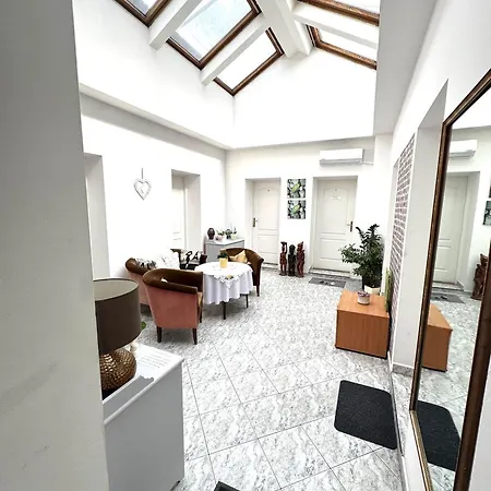 Koral بيت شباب *