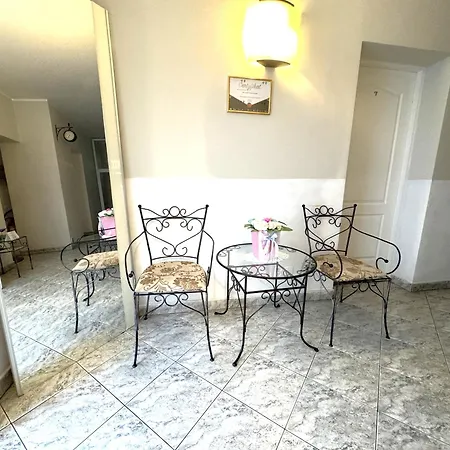 Hostel Koral